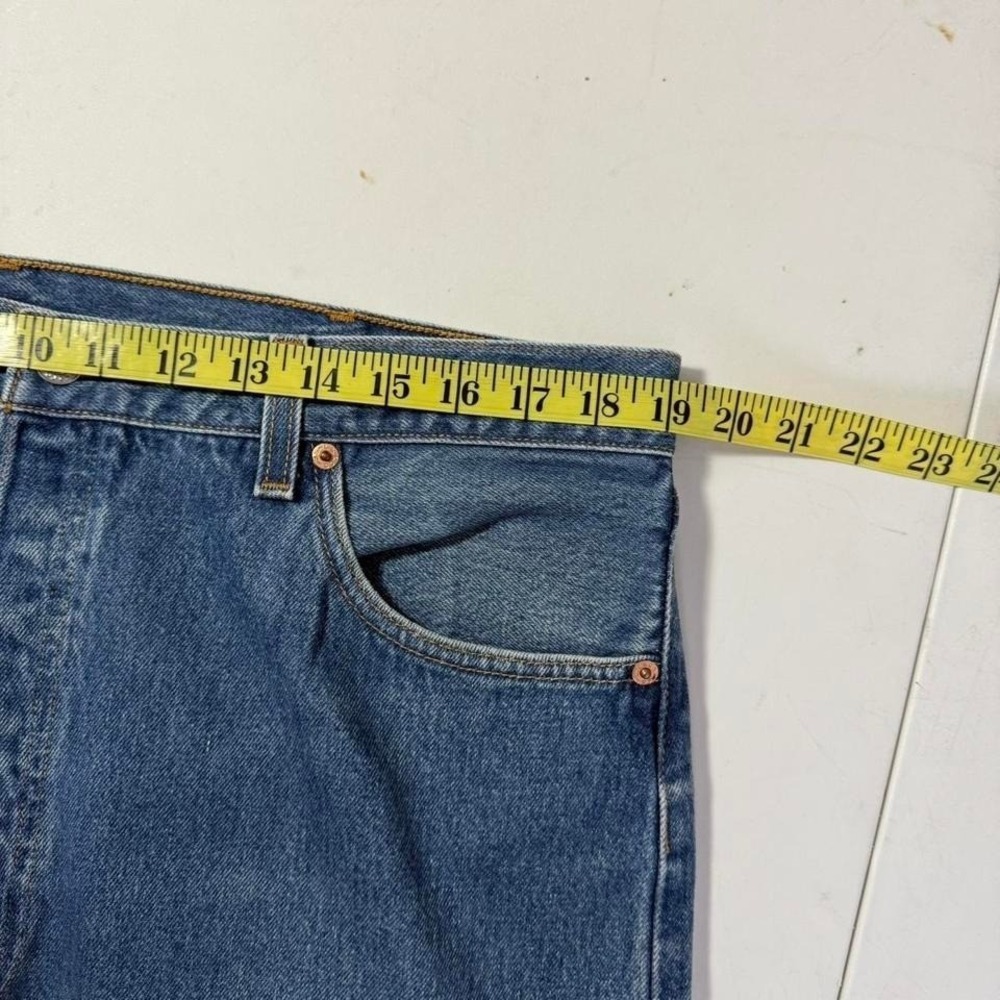 Vintage 02' Levi 501xx Button Fly Blue Denim Jeans size 38x32 - Picture 8 of 8